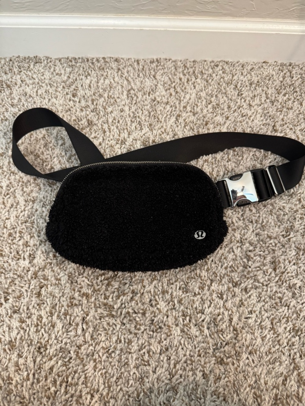 Lululemon Sherpa Belt Bag